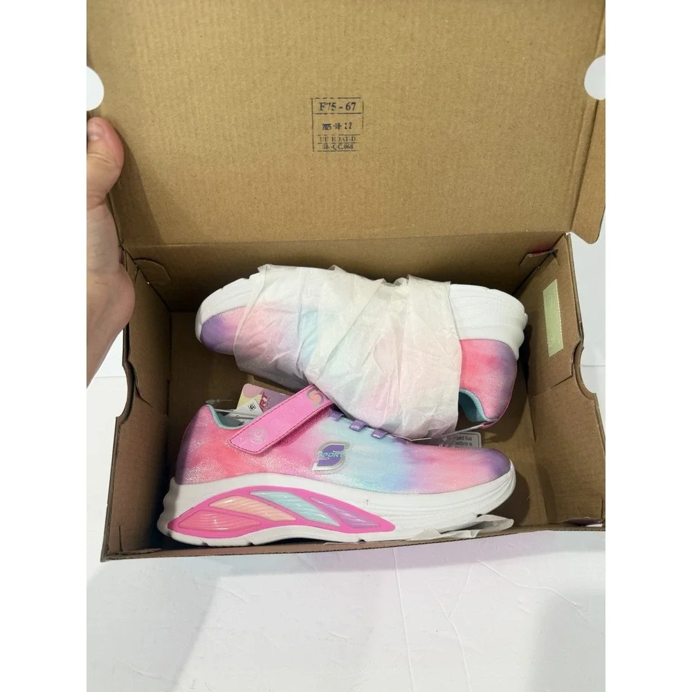 SKECHERS Sport Light Up Kids Girls 4 Shoes Sneakers Slip On Pink School New Walk